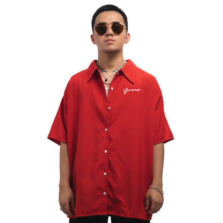 POR VIDA CURSIVE BUTTON DOWN POLO - RED
